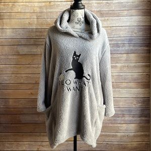 🐱NWOT Cat fleece with ears on hood!